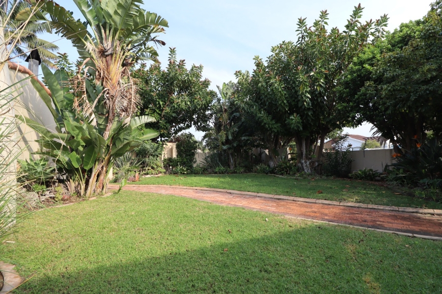 4 Bedroom Property for Sale in Summerstrand Eastern Cape